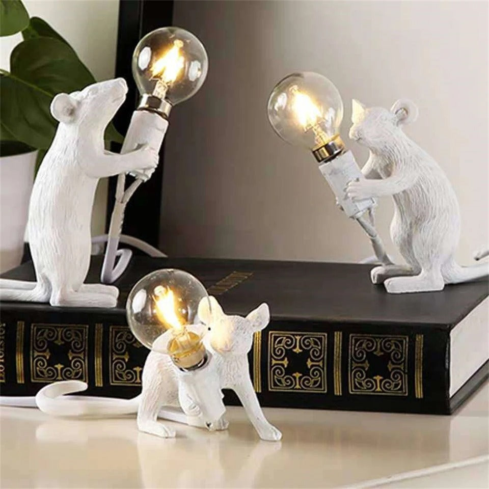 Lampe de Chevet Souris en Résine – Déco Originale